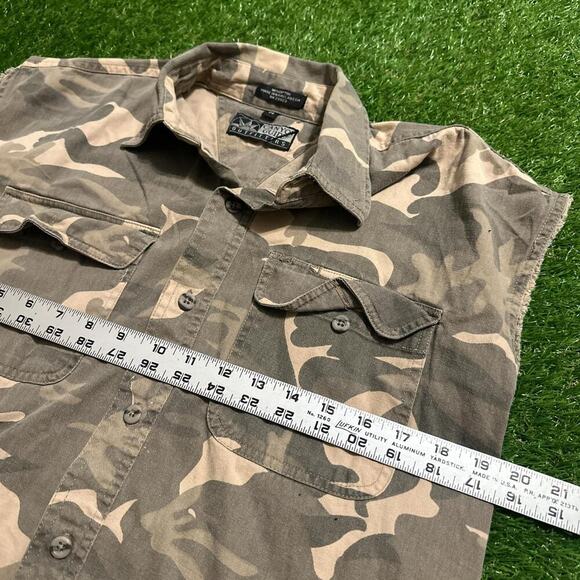Canyon Guide Outfitters Sleeveless Camo Shirt - Picture 4 of 5